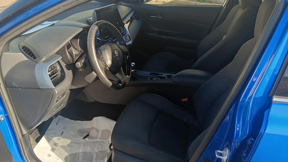 Toyota C-HR 2.0 Hybrid E-CVT Trend